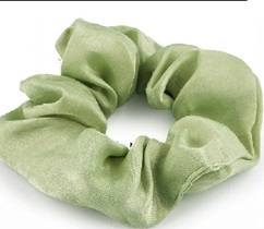 Sametové Scrunchie gumičky do vlasů - Sv. Zelené 